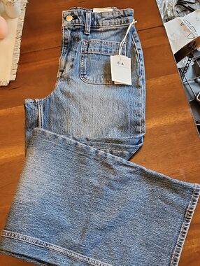 Wide Leg Women's Jeans in Light Blue Denim - FA